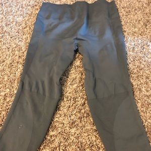 Cute size 8 Lululemon leggings and tank